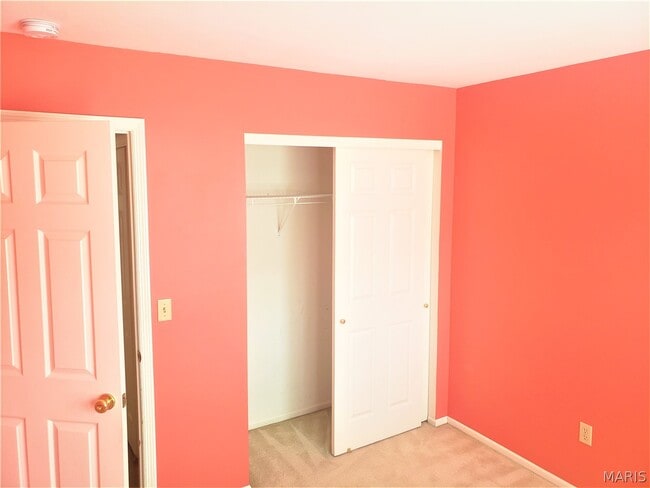 Building Photo - 16707 Hickory Meadows Ct