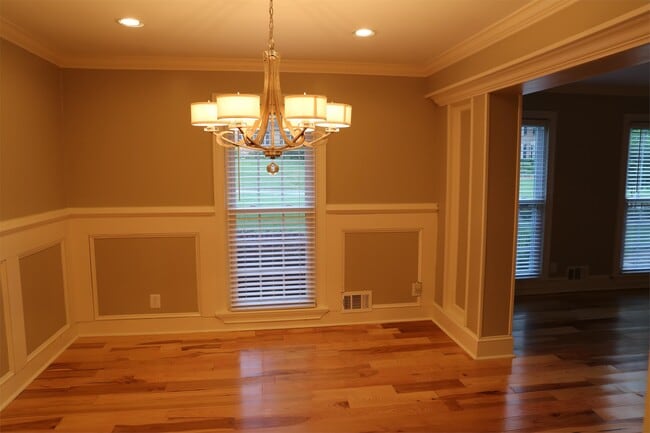 Building Photo - 3809 Allenhurst Dr