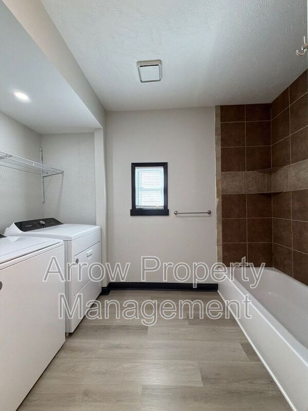 Building Photo - 1535 S 22nd St