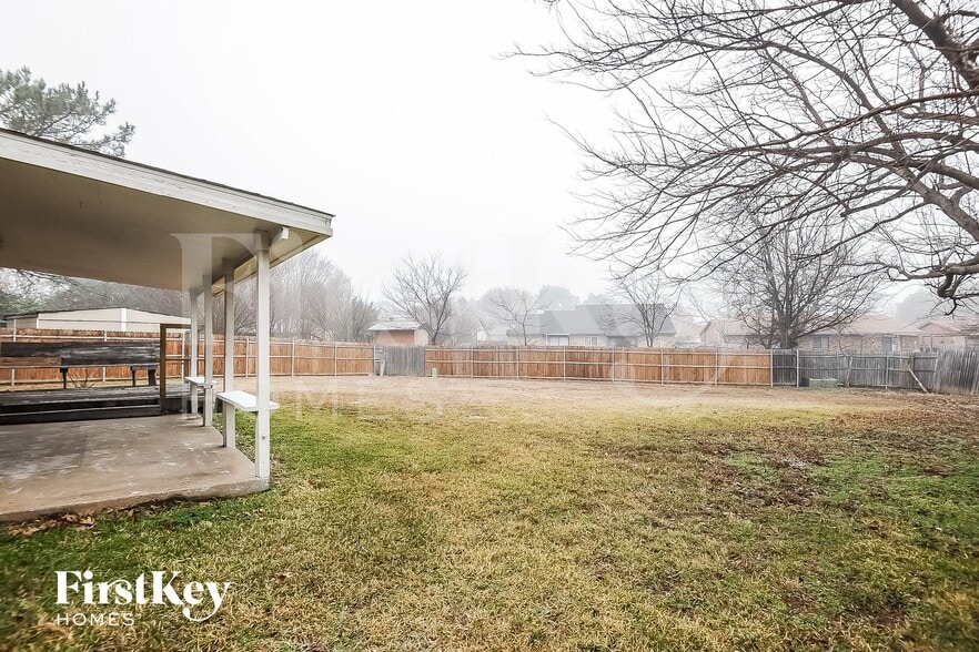 Building Photo - 7851 Holly Berry Ct