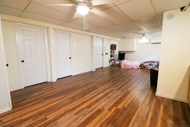 Building Photo - 63 Home Ave