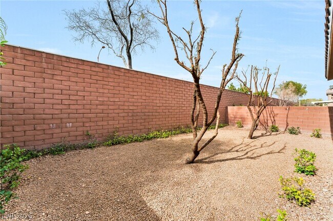 Building Photo - 10251 Copalito Dr