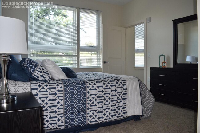 Building Photo - 180 Eastern Ave