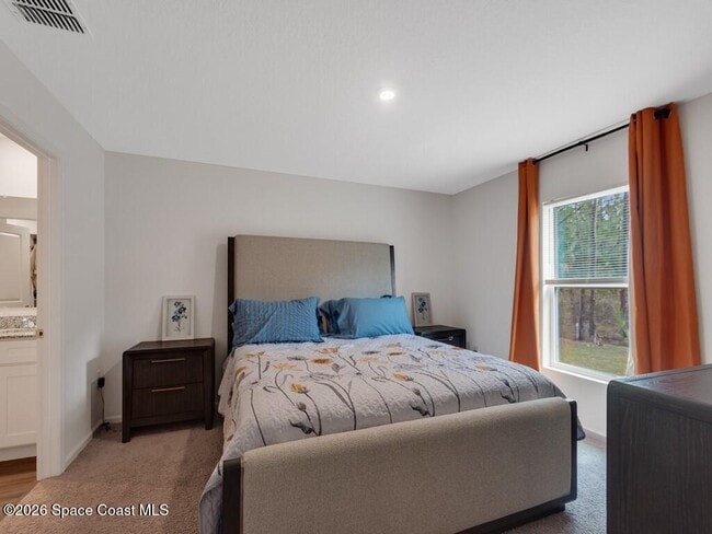 Building Photo - 301 Haines Rd SW