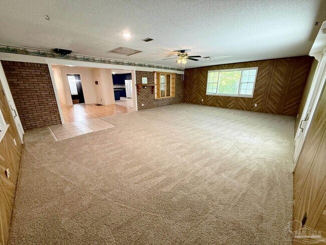 Building Photo - 4801 Berryhill Rd