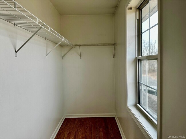 Building Photo - 376 NY-32