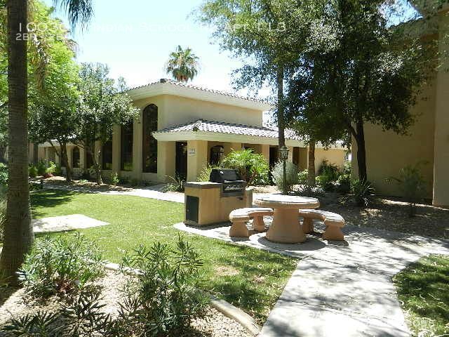 Building Photo - Desert Breeze Condo