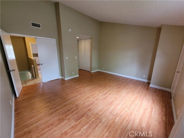 Building Photo - 959 S Mountain Ave