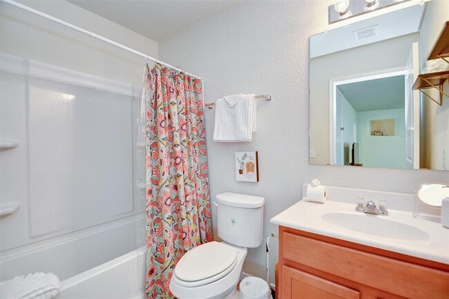 Building Photo - 6807 Alum Rock Ln