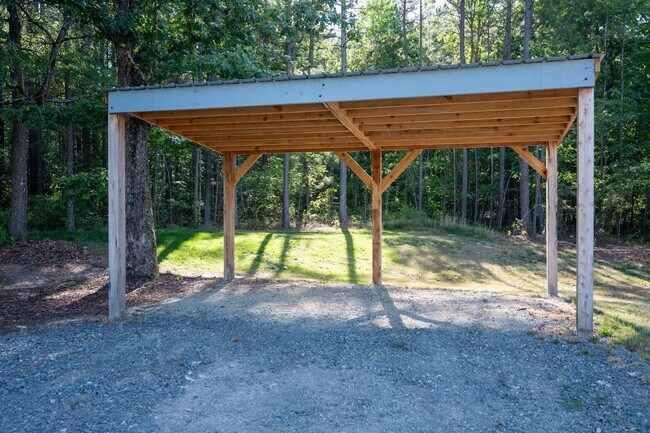 Building Photo - 6561 Huntsboro Rd