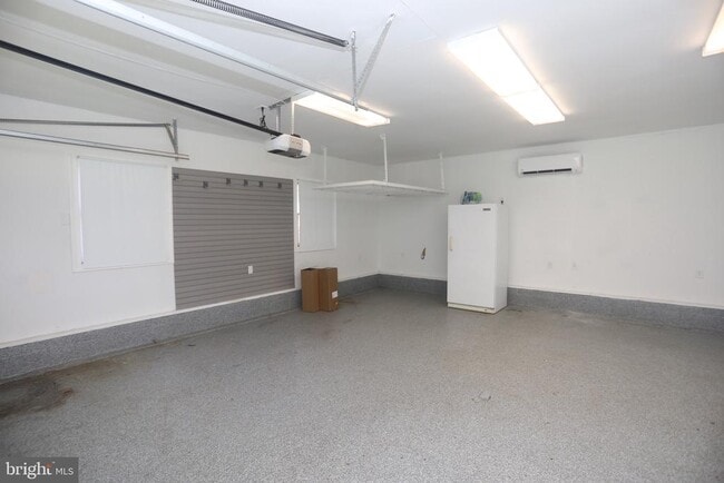 Building Photo - 1408 Pride Tree Cir