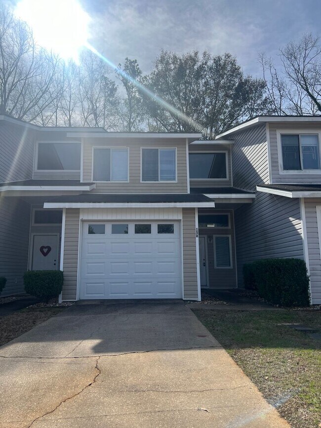 Primary Photo - 158 Woodfield Pl