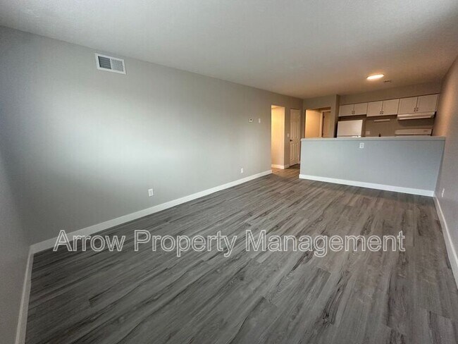 Building Photo - 5725 S 14th St