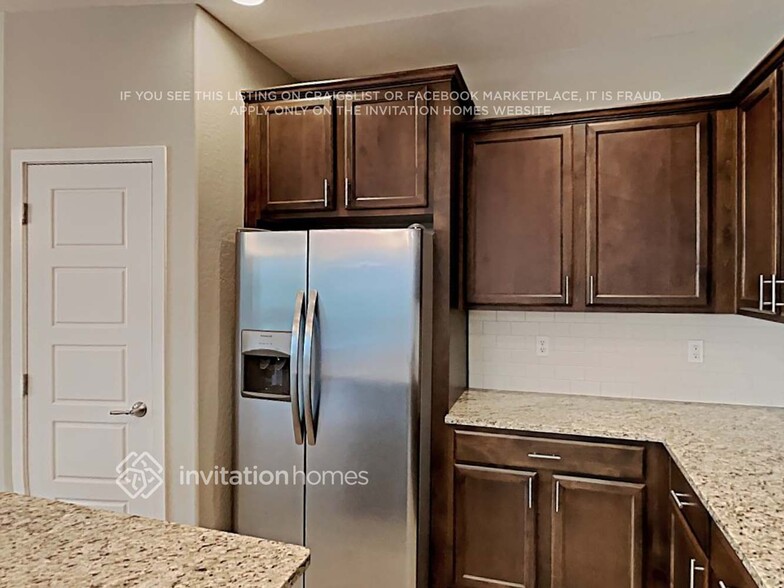 Building Photo - 2625 S Tobin