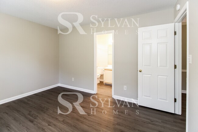 Building Photo - Adorable 3BR, 2BA Home in High Point!