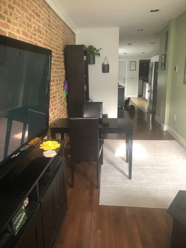 Building Photo - One Block From The Avenue! Perfect 2-Bedro...