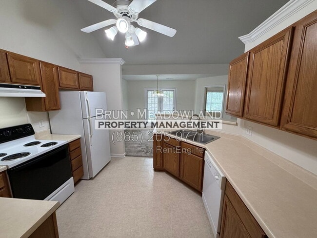 Building Photo - 1555 Ellery Ln