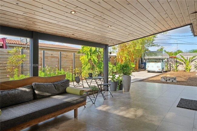 Building Photo - 4315 SW 97th Ct