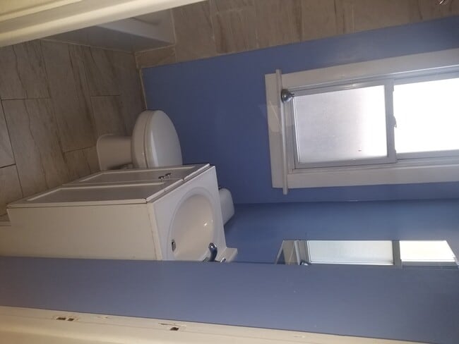 Building Photo - 2453 W 46th Pl