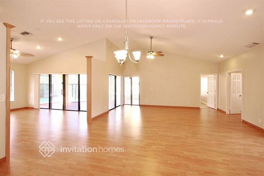 Building Photo - 5147 NW 51st Ave
