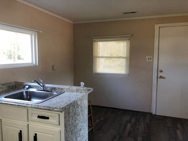 Building Photo - 115 Nancy Drive Rd