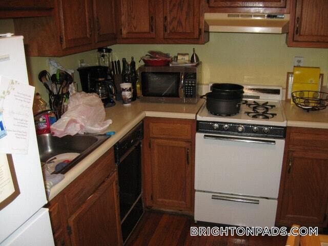Building Photo - 34 Foster St