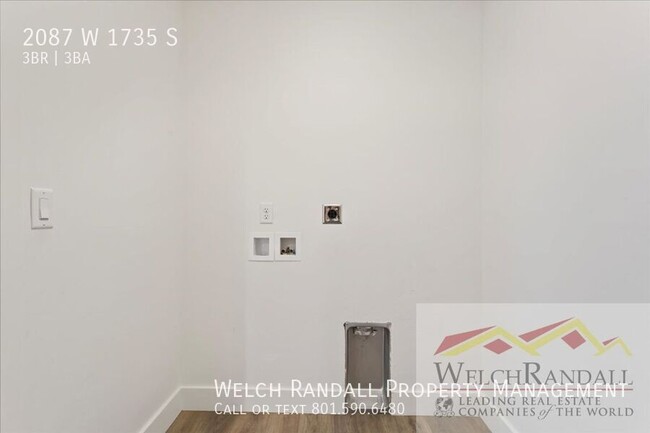 Building Photo - 3 Bed 2.5 Bath Townhome in West Haven