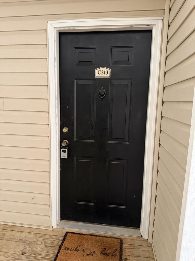 Building Photo - Spacious 2B/2B Renovated Condo - The Reserve in Bluffton - No July Rent!!