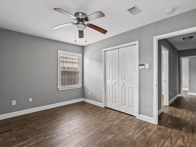 Building Photo - 2512 Jackson