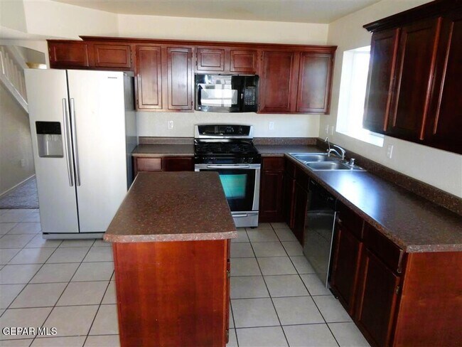 Building Photo - 4564 Joseph Rodriguez Dr