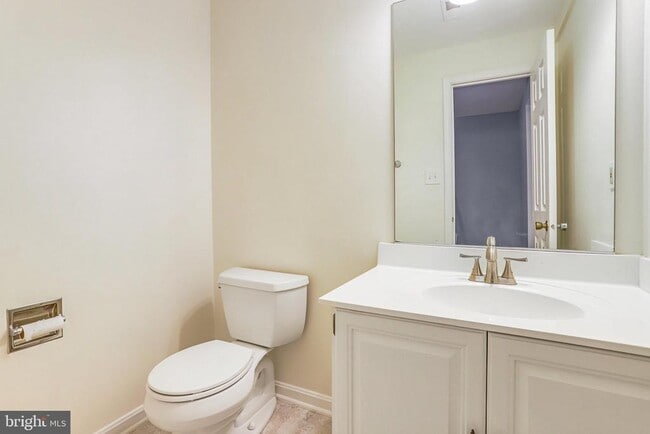 Building Photo - 8003 Bethelen Woods Ln