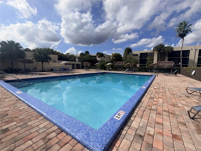 Building Photo - 8065 SW 107th Ave