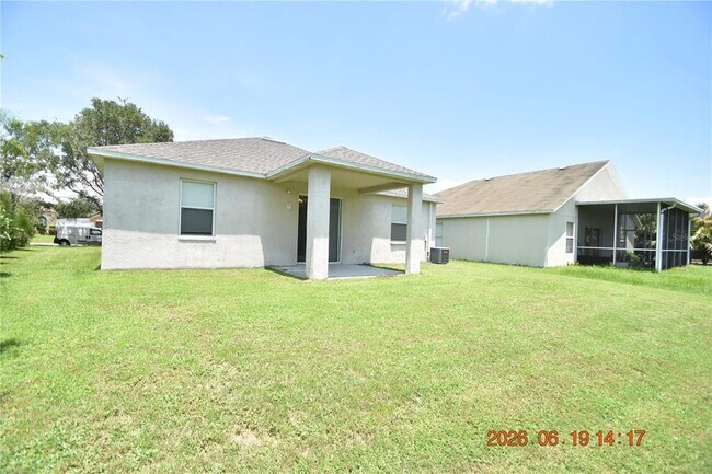 Building Photo - 1625 Open Field Loop