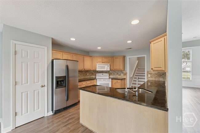 Building Photo - 161 Marshview Dr