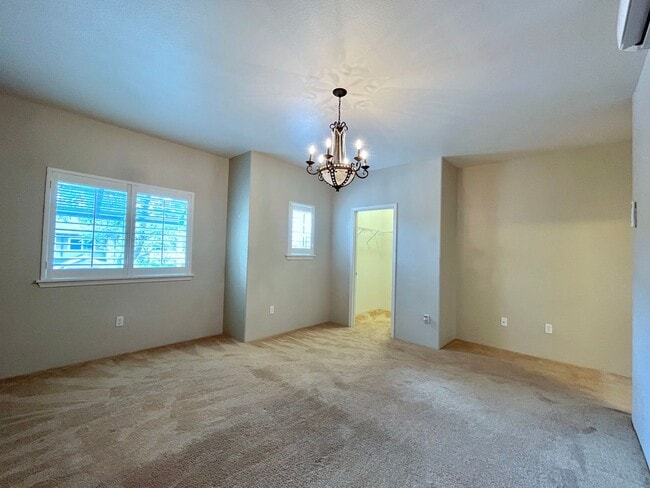 Building Photo - Charming 3-Bedroom/2.5-Bath - $3500.00 (He...
