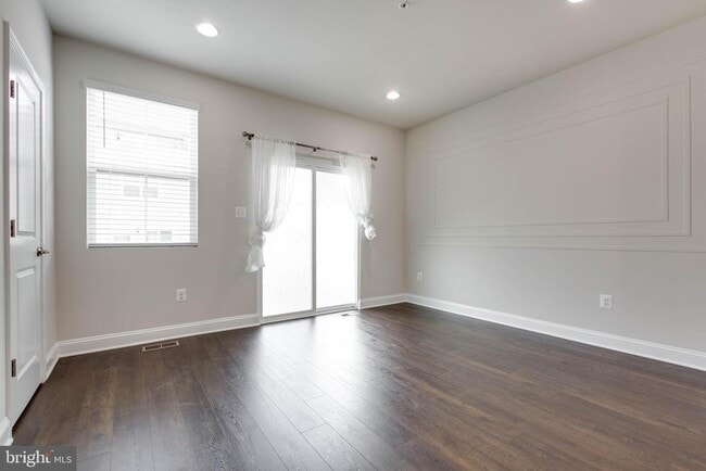 Building Photo - 7110 Druce Way