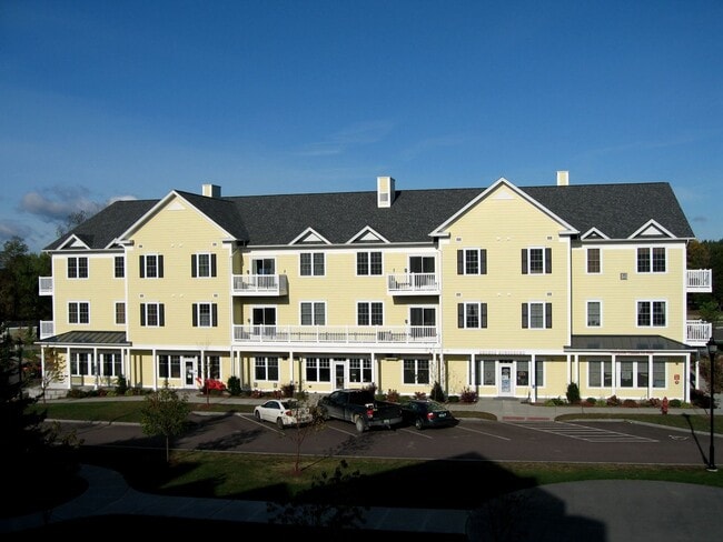 Building Photo - 42 Severance Grn