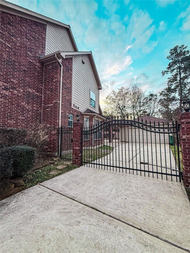 Building Photo - 79 W Shale Creek Cir