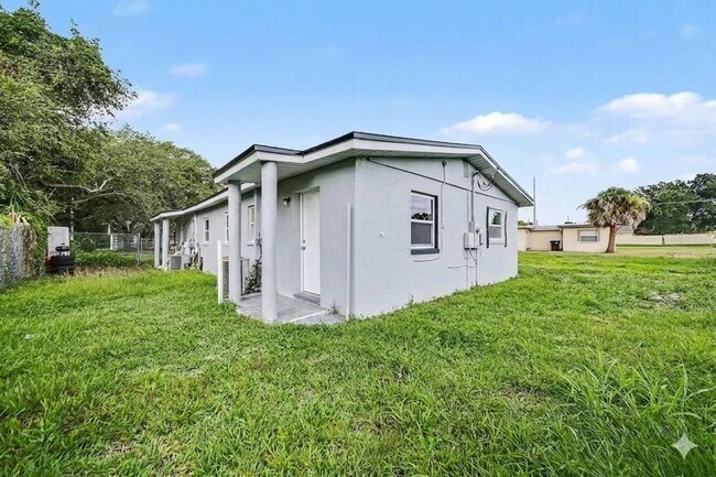 Building Photo - 769 Willie Mays Pkwy