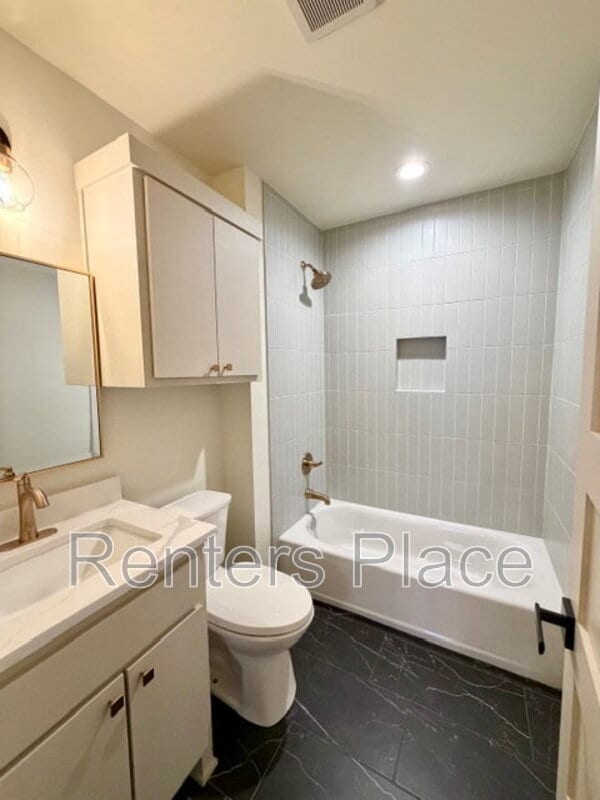 Building Photo - 1425 N Denver Ave