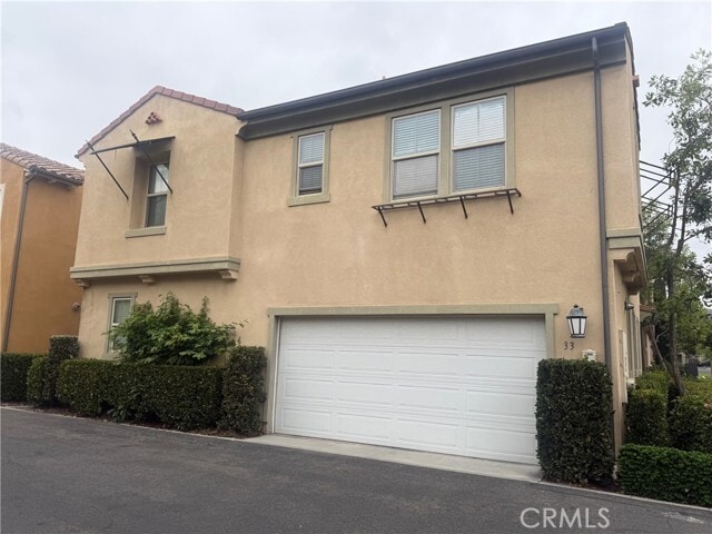 Building Photo - 33 Latitude