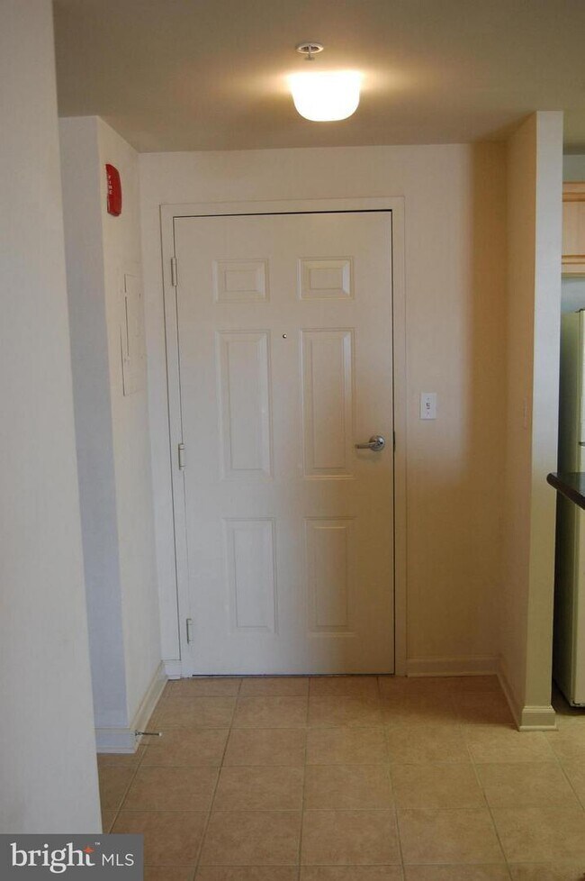 Building Photo - 2726 Gallows Rd