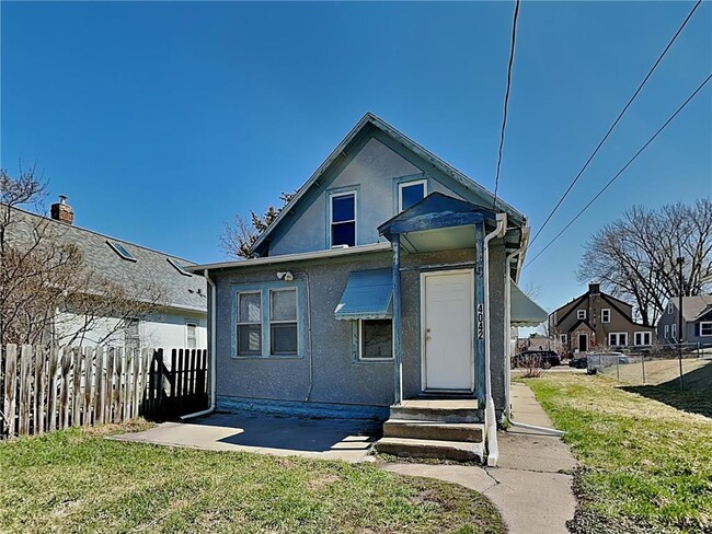 Building Photo - 4042 Clinton Ave