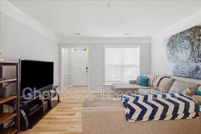 Building Photo - 12781 Fair Crest Ct