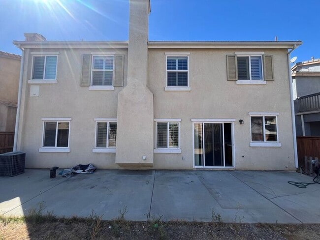 Building Photo - 35736 Emily Ave