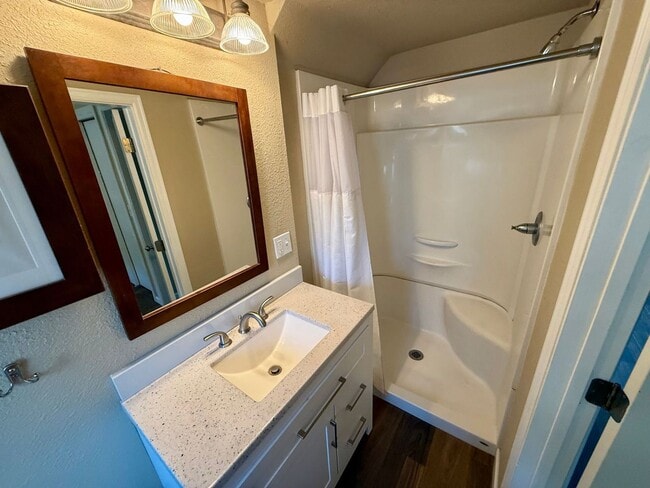 Building Photo - Very cute 1.5 bedroom House for Rent on Normal Hill, Lewiston, ID