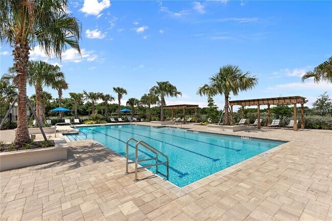 Building Photo - 7708 Paradiso Dr