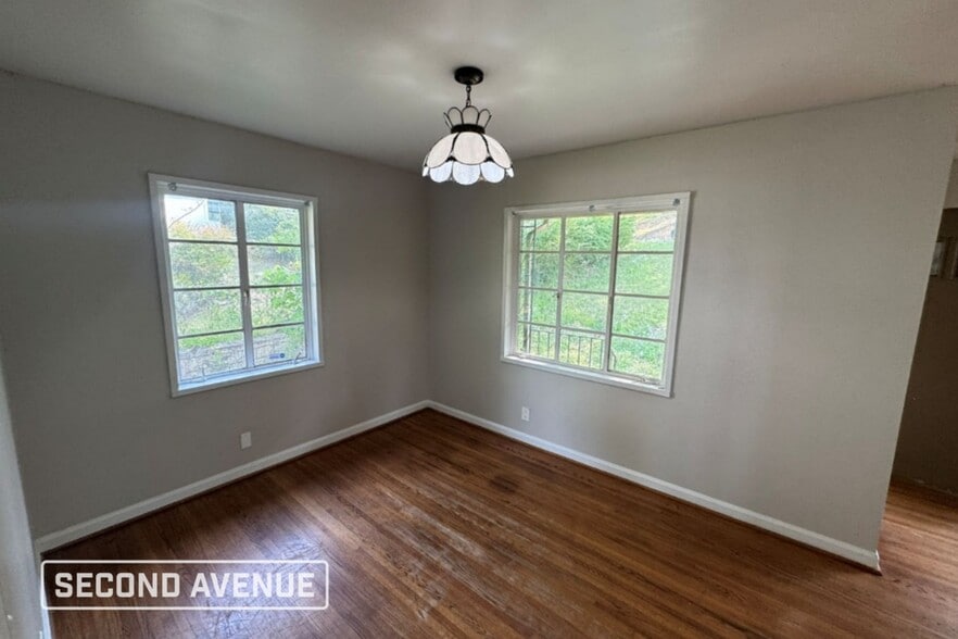 Building Photo - 9228 Brookhurst Dr