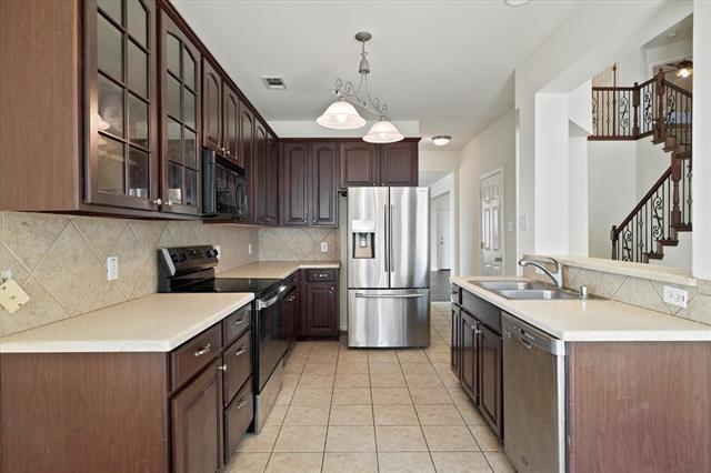 Building Photo - 403 Connemara Trail