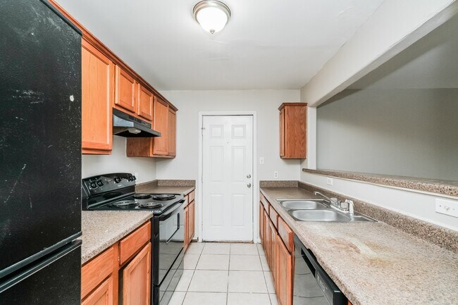Building Photo - 2920 La Estancia Ln